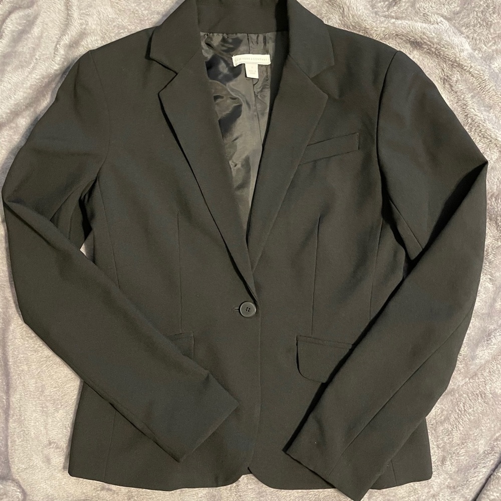 NY&Co Black Blazer